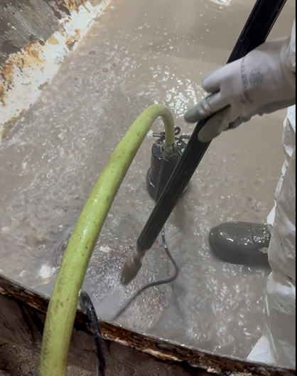 High-pressure hydro blasting of cooling tower surfaces